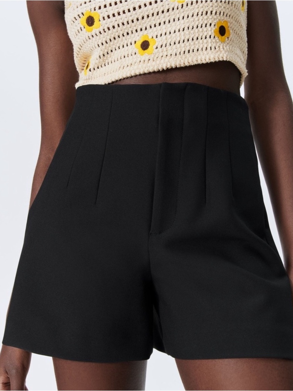 ZARA Thick High Waisted Pleated Tailored Shorts 3.5" Black XS $40